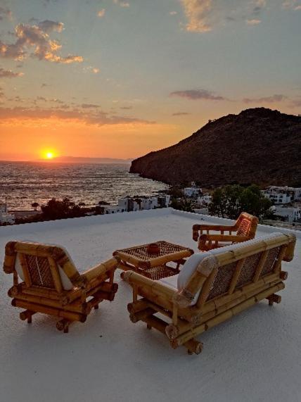 Sunset Apartment *